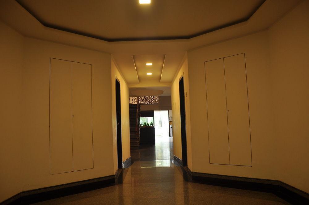 Oyo Premium Convent Road Near Lake Kodaikanal Exterior foto